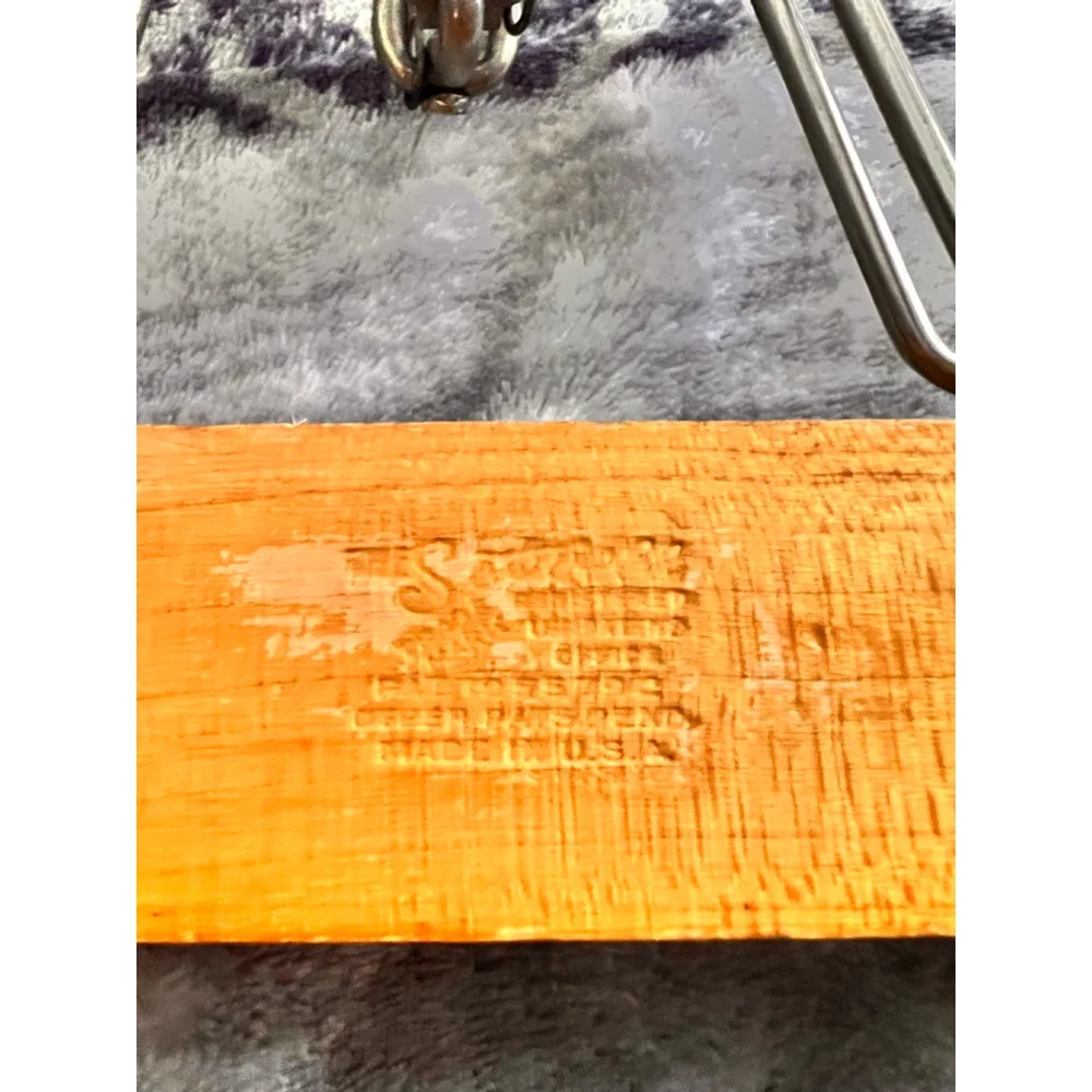 Setwell Vintage Wooden Pants Hangers Brown/Green Set of 4 - Picture 5 of 9